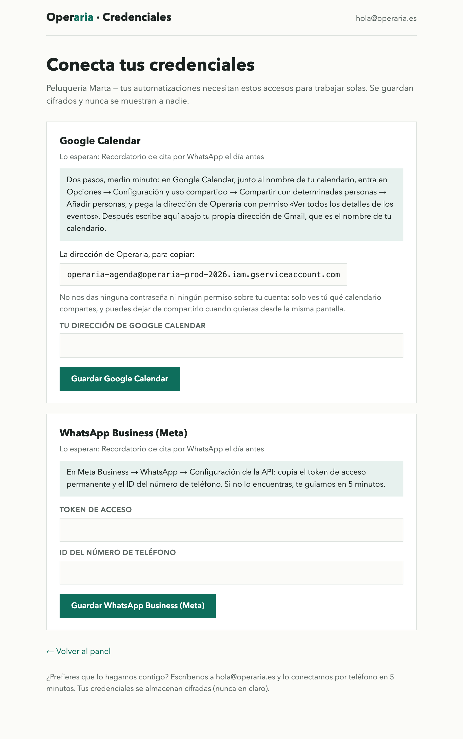 La pantalla «Conecta tus credenciales» de Operaria, con la tarjeta de Google Calendar y la de WhatsApp Business todavía sin conectar